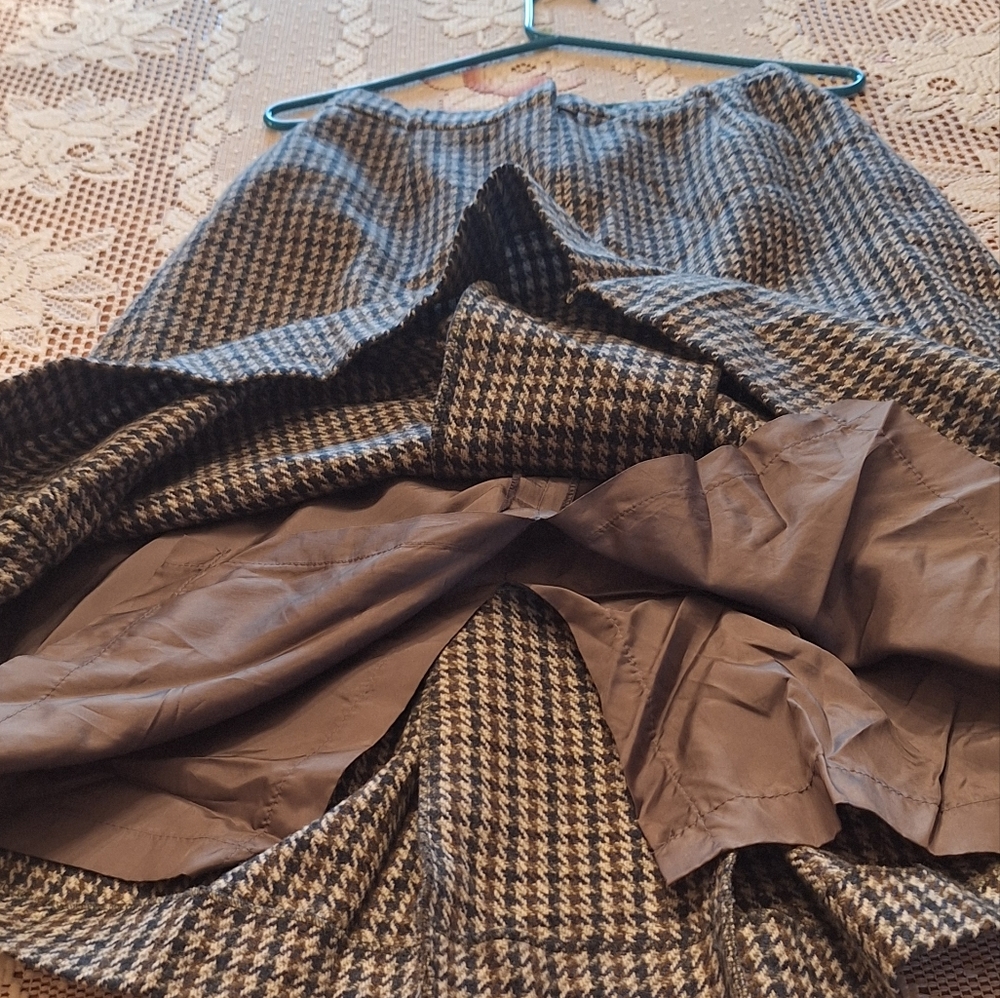 SALE Plaid Countryside Burberrys 100% Wool Long Skirt Made in England Size 2 - Picture 2 of 16